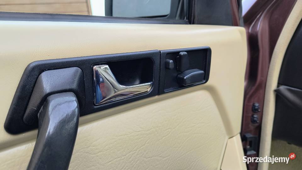 Mercedes 190E w201 26 R6 Wyposażenie FULL Dzierżoniów
