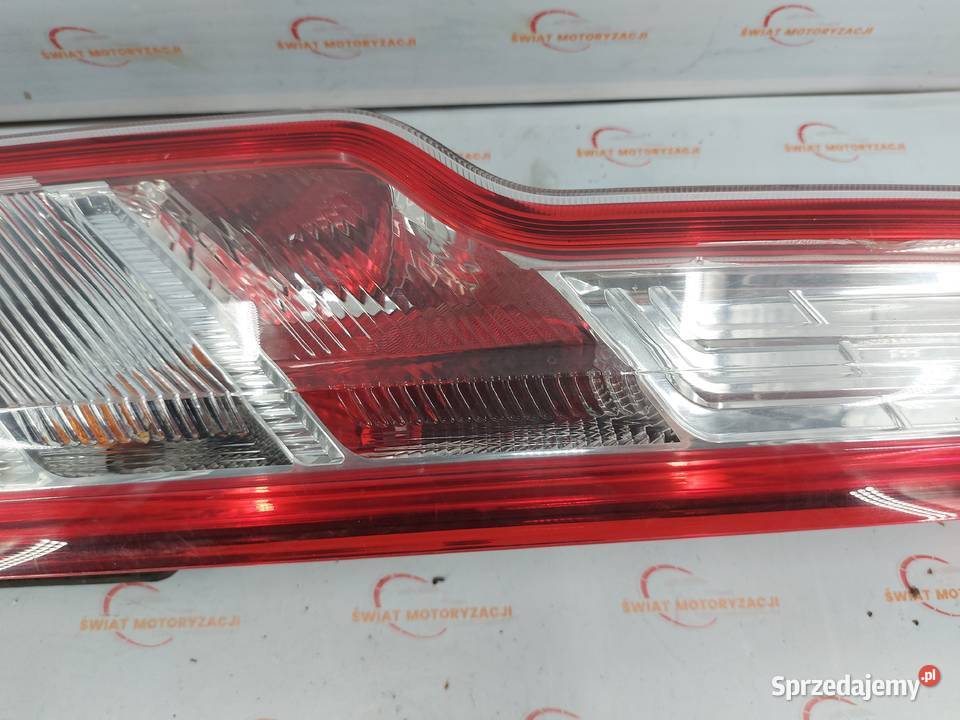 FORD TRANSIT CUSTOM 13r lampa prawa tył Kielce