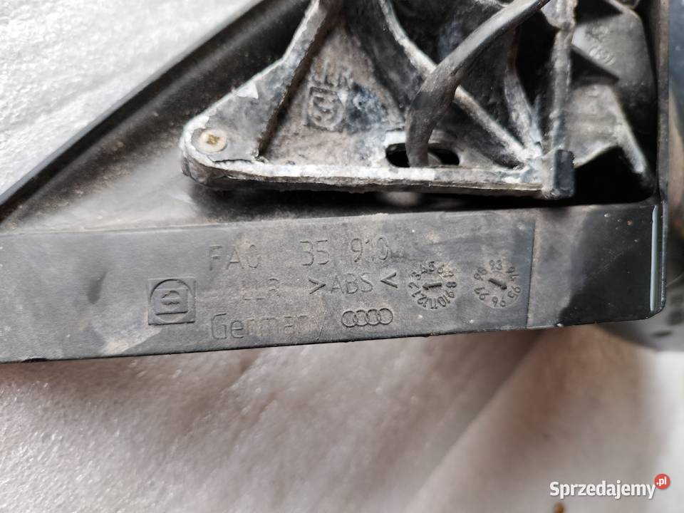 LUSTERKO PRAWE AUDI A4 B5 A4B5 012319 Kamień-Kolonia