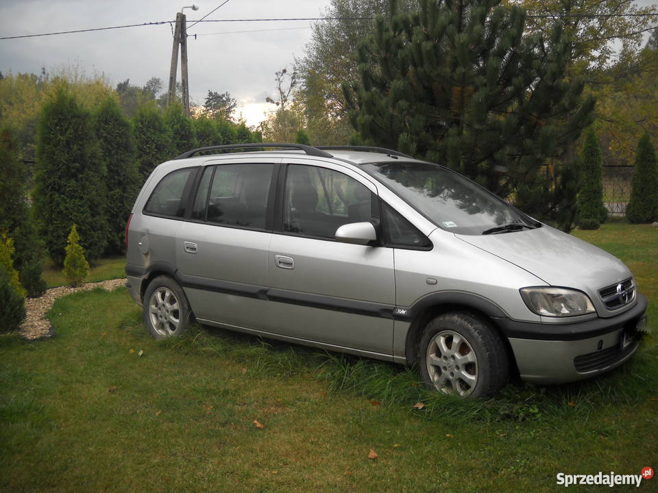 Sprzedam Opel Zafira uszkodzony Sedan / Limuzyna