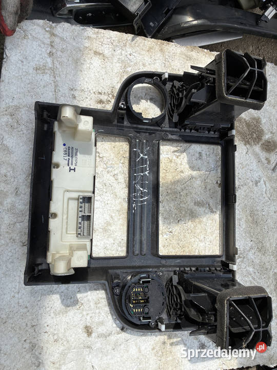 Panel Środkowy Radia Nissan XTrail