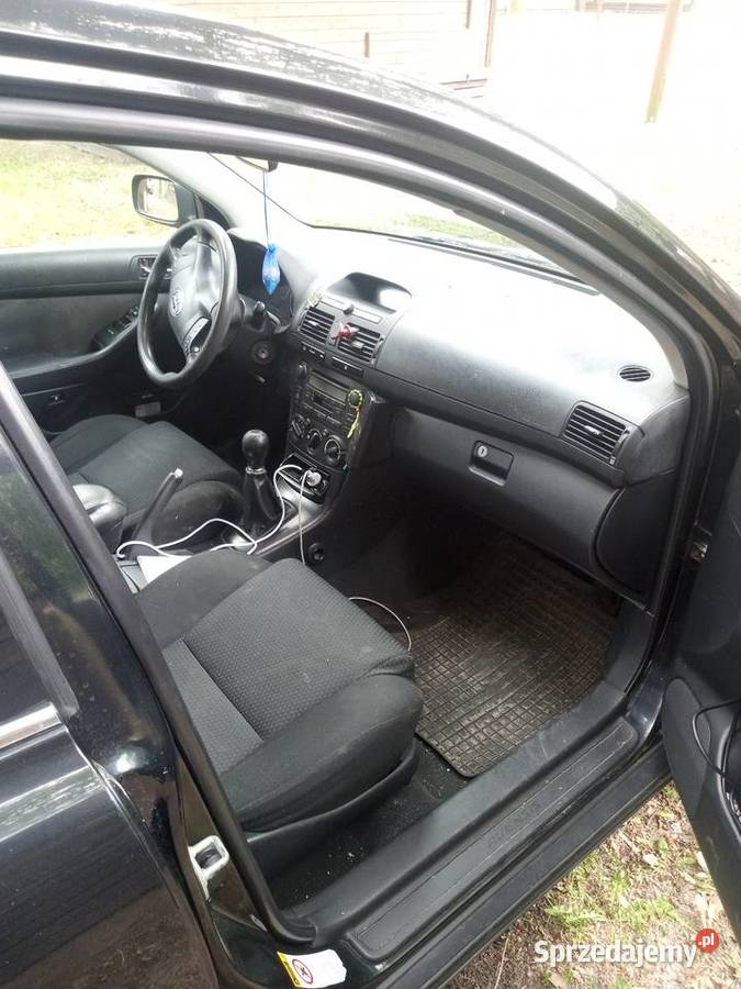 Toyota Avensis T 25 298000km Jatne