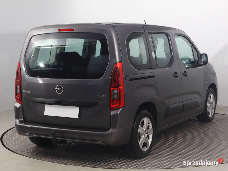 Opel Combo 15 CDTI klimatyzacja Bielany Wrocławskie sprzedam