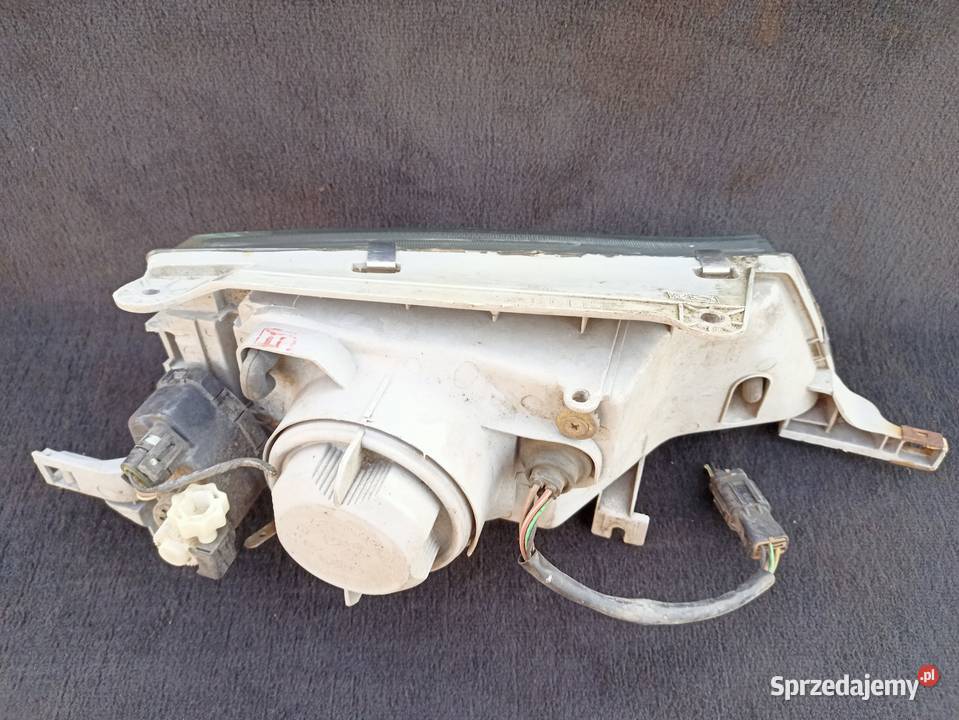 Daewoo Nexia lampa przednia reflektor przód lewy Sieradz