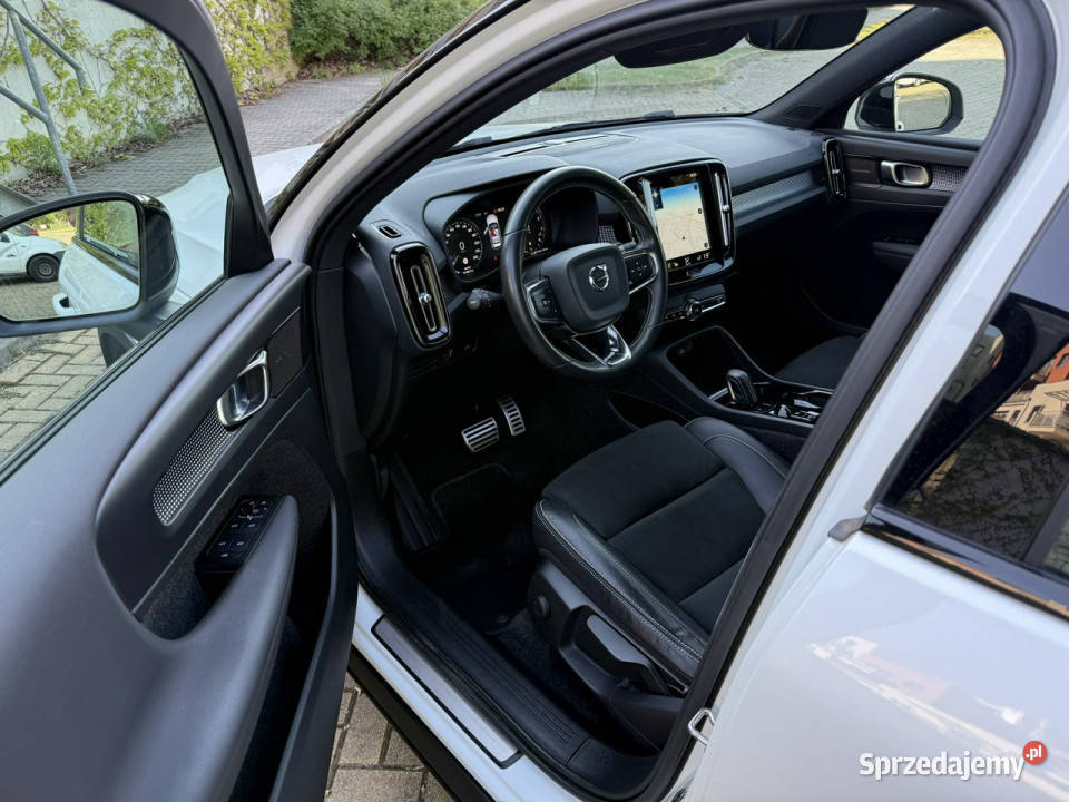 Volvo XC 40 20 B4 RDesign Faktura VAT 23 harman Tarnowskie Góry