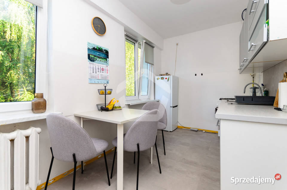 2 niezależne pokoje jasna duża kuchnia zadbane wielka płyta Sprzedaż podkarpackie Rzeszów