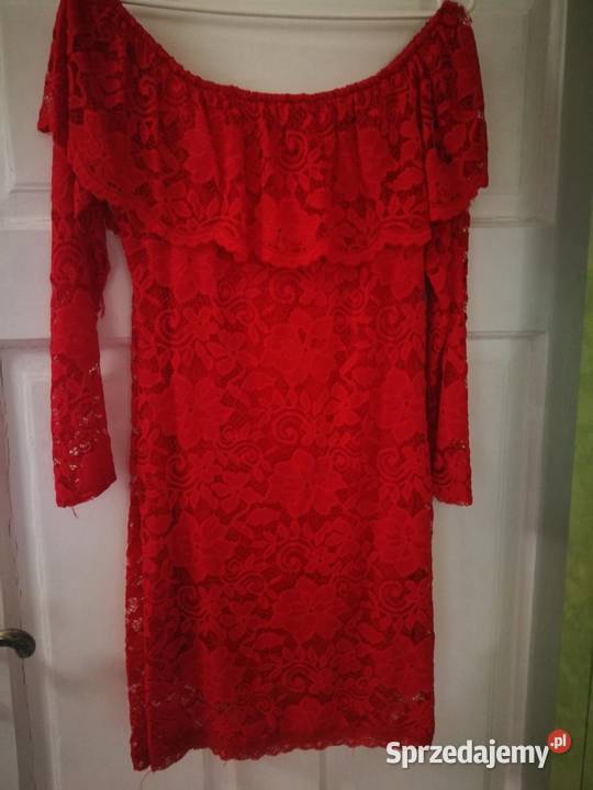 Czerwona koronkowa sukienkahiszpanka