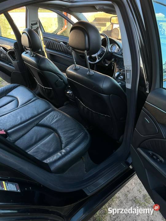 MercedesBenz W211 E320 2003r 32 R6 Avantgarde Klasa E mazowieckie