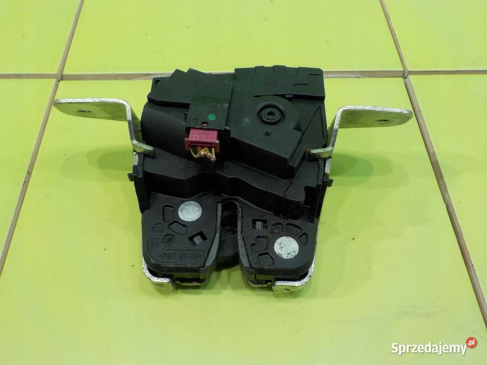 MERCEDES E W212 LIFT I 21 CDI 11r KOMBI 5D zamek osobowe Suków sprzedam