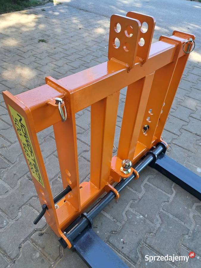 paleciak na tył ciągnika z regulacją szerokości