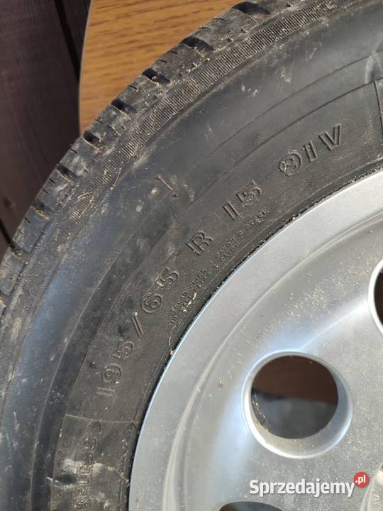 Koło zapasowe Opony audii 19565 r15
Opony Bobowa