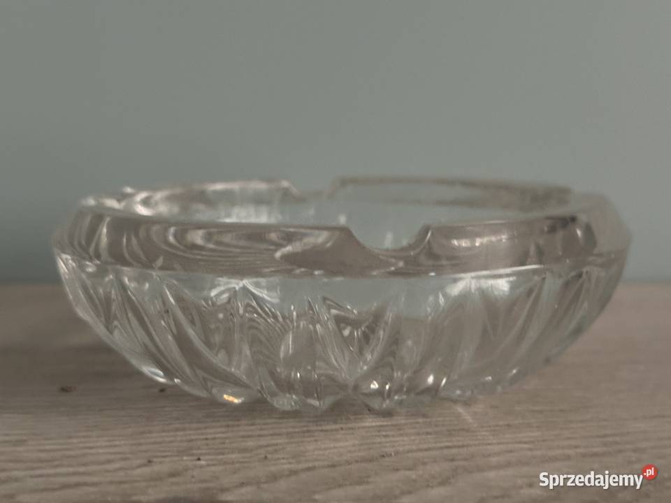 Popielnica kryształowa z lat PRLu Łódź