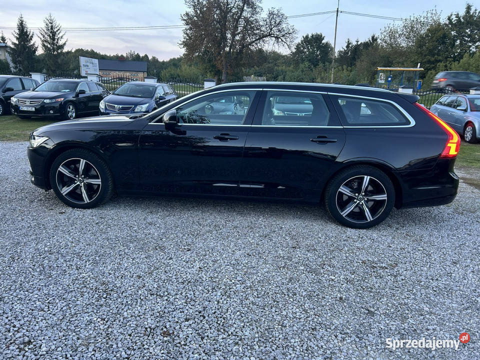 Volvo V90 Super stan zarejestrowany w Polsce aluminiowe felgi Nowe Iganie sprzedam