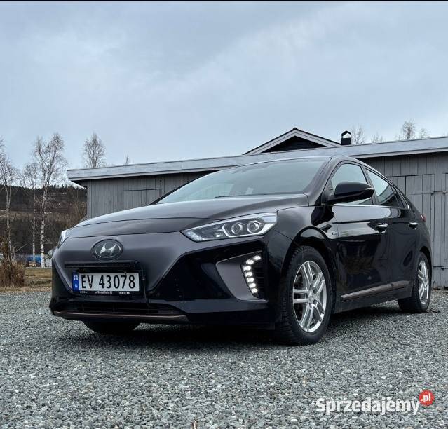 HYUNDAI IONIQ 28 kWh w najbogatszej wersji 120KM Kraków