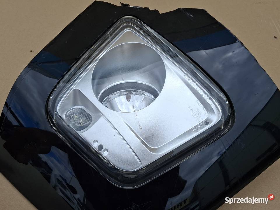 VOLVO FH4 FH5 HALOGEN DACHOWY PRAWY LAMPA PRAWA ciężarowe Bieleń