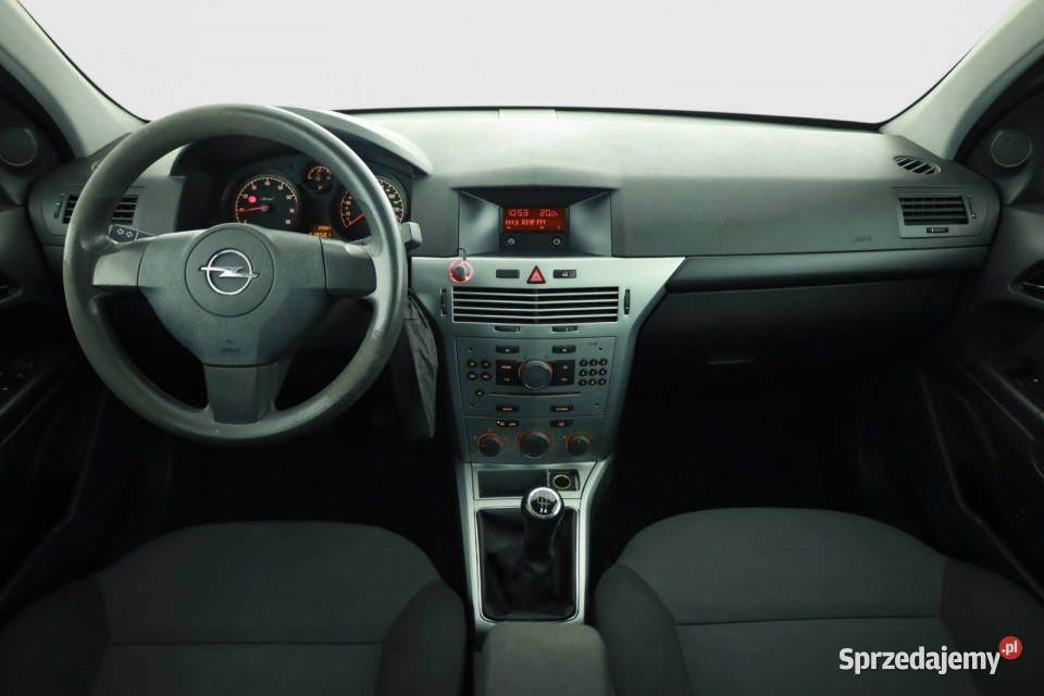 Opel Astra 16 16V klimatyzacja Astra Bielany Wrocławskie