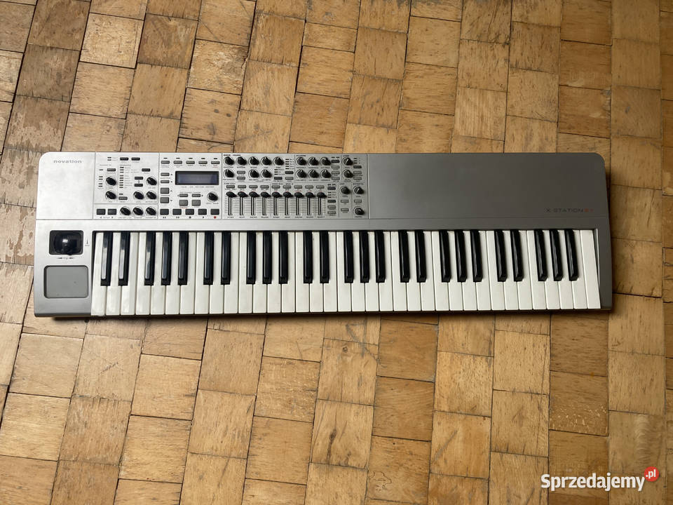 Novation X-STATION 61（Novation X-station | Vintage Synth