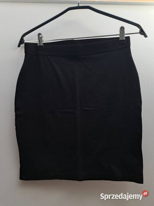 Czarna spódnica ołówkowa Janina rozmiar 40 Spódnice i sukienki sprzedam