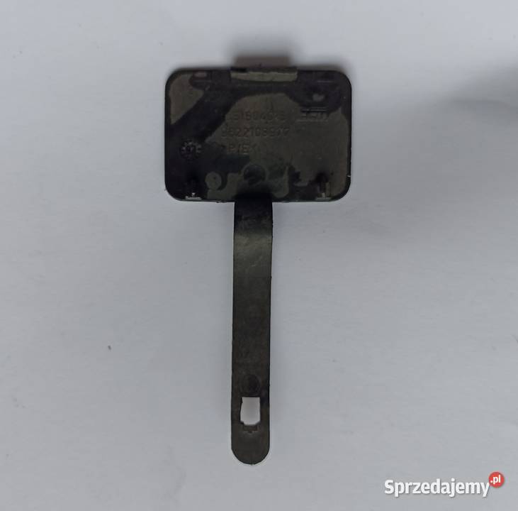 zaslepka haka zderzaka przod Peugeot 406 9599r sprzedam