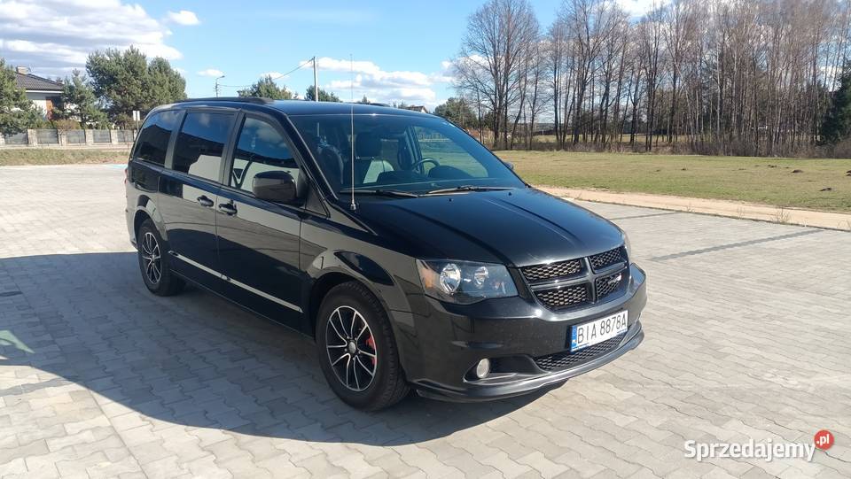 Dodge Grand Caravan GT bogate wyposażenie Rok produkcji 2018 Białystok sprzedam