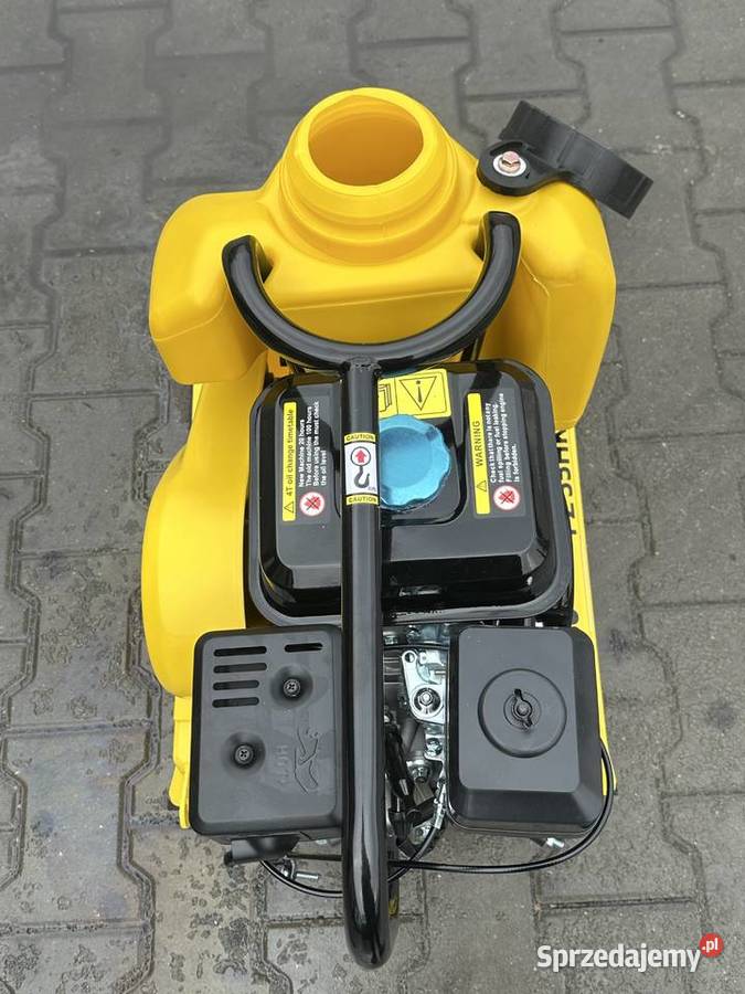 Zagęszczarka Komatsu FZ55HK Trawniki sprzedam