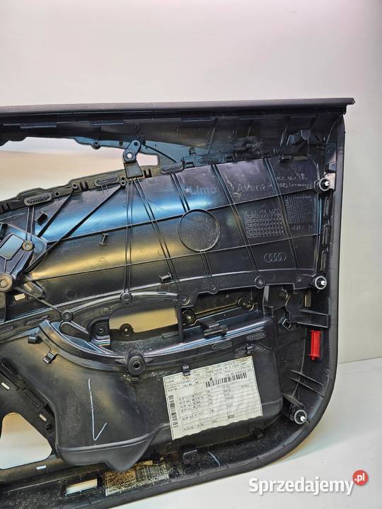 BOCZEK DRZWI LEWY PRZÓD AUDI A6 C7 4G1867105 Przystajń
