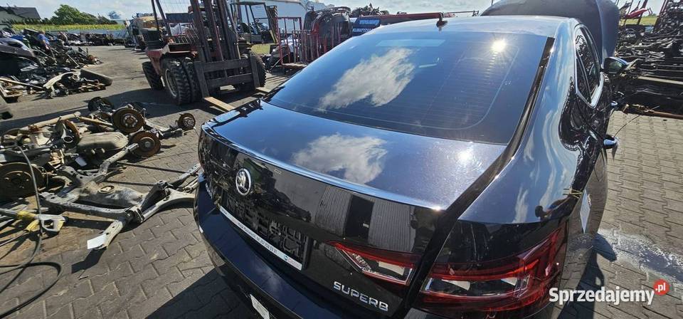 KLAPA TYŁ SKODA SUPERB III LF9R HATCHBACK Lipno