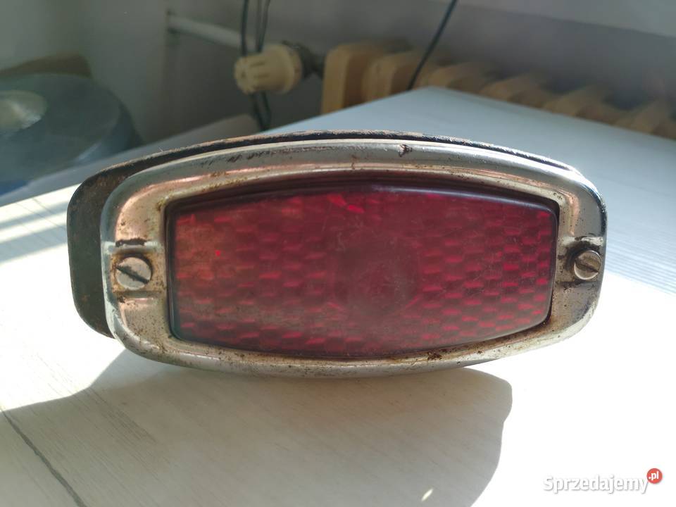 Fabrycznie nowe klosze lamp tylnych do FSO Gliwice