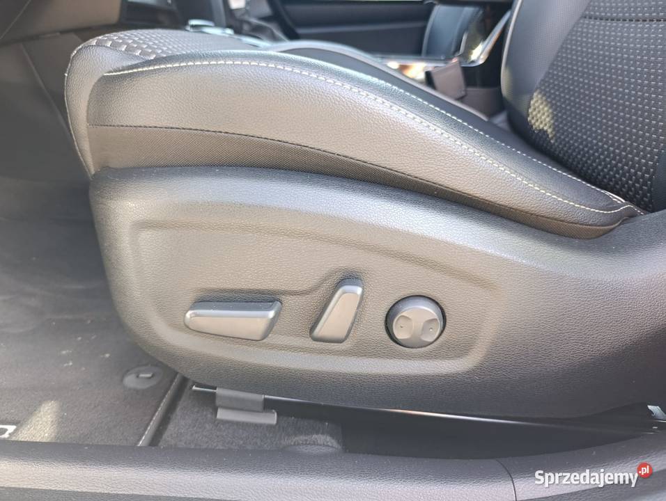 16 GDi Plugin Hybrid 141Najbogatsza hybryda Cee'd Warszawa