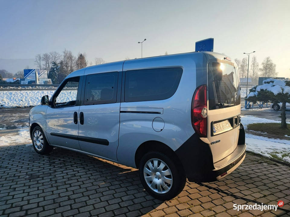 Opel Combo Krajowy serwisowany Faktura Vat D Rok produkcji 2017 Ustroń sprzedam