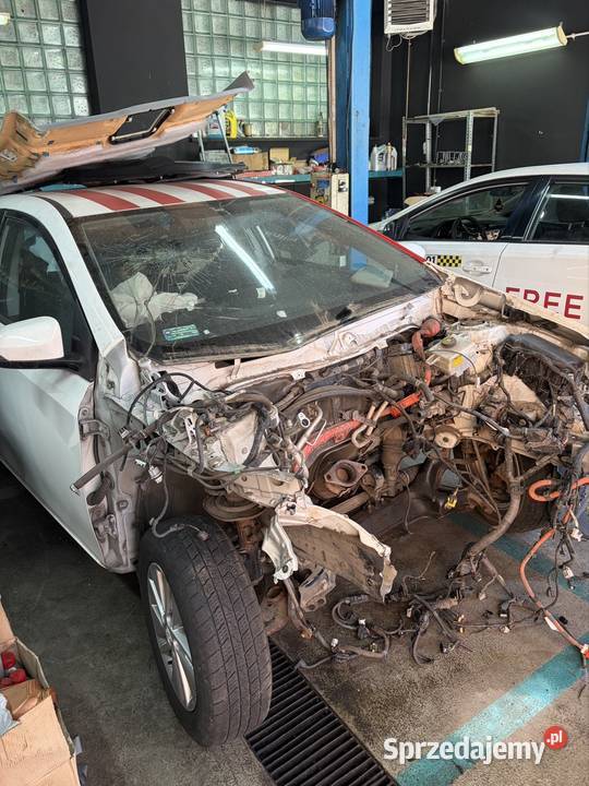 Toyota Auris zarejestrowana krajowa
