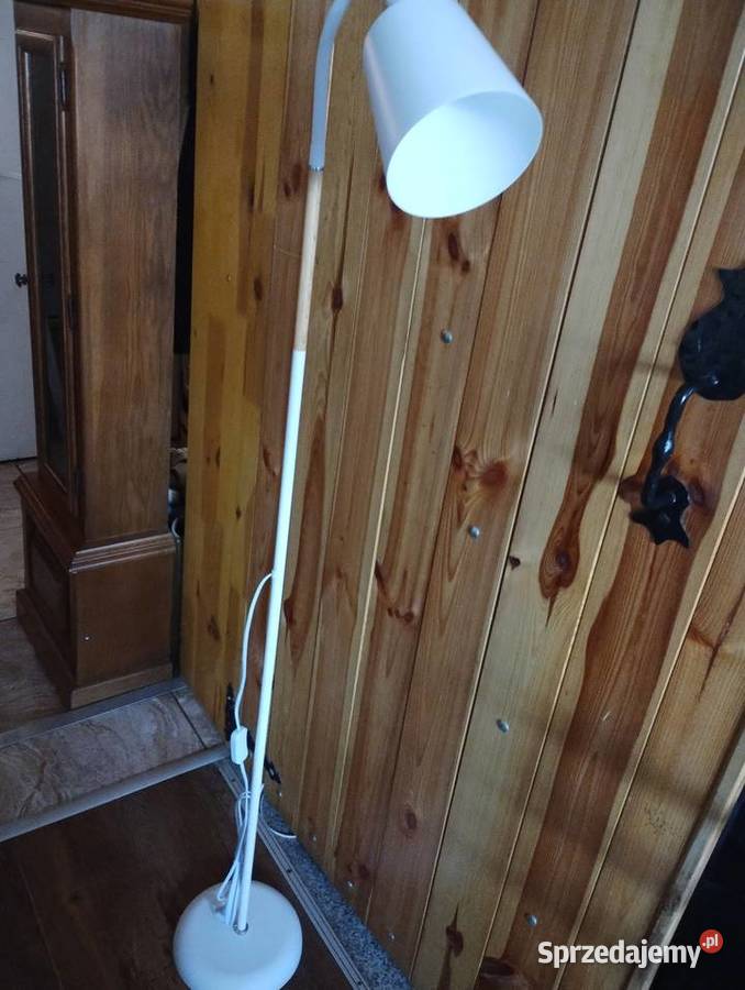 Lampa podłogowa Ełk
