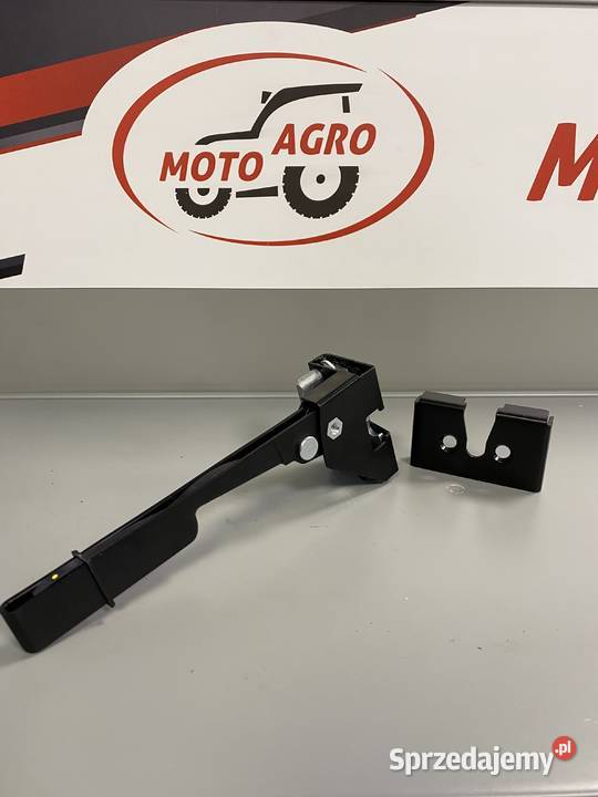 Zamek lewy drzwi kabiny Massey Ferguson Białystok