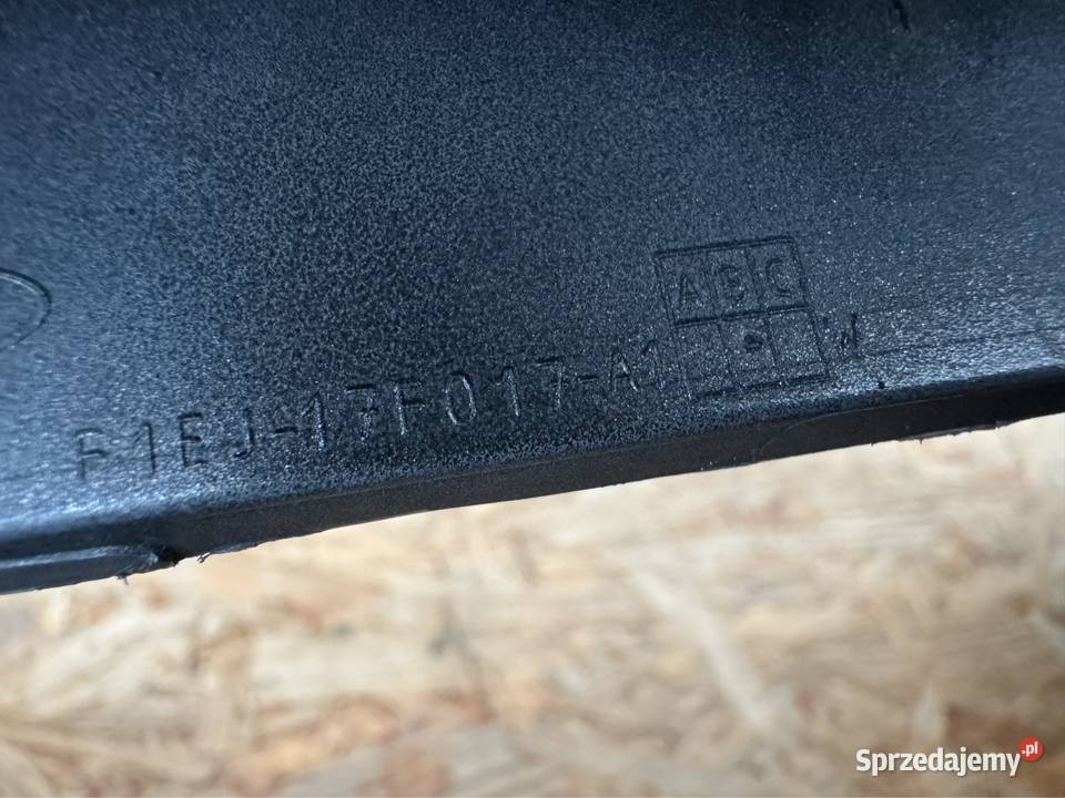 Środkowa kratka dolna zderzaka przód spoiler osobowe Międzychód