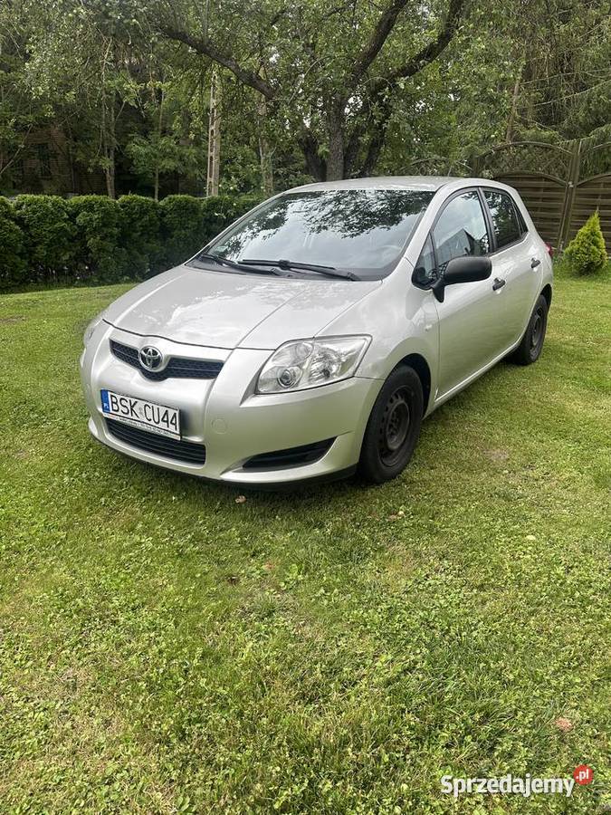 Toyota Auris 14 d4d 2009 r Dąbrowa Białostocka