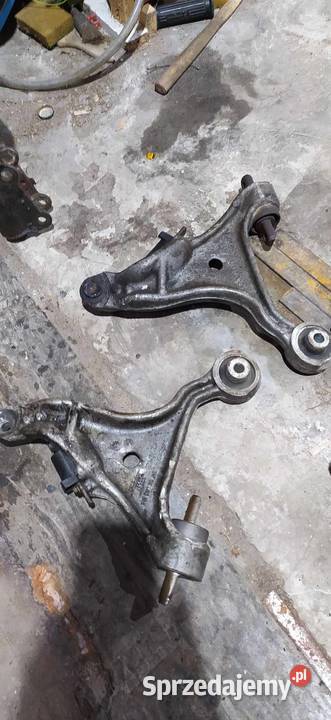 VOLVO V70 II WAHACZE PRAWY I LEWY V70 Mircze