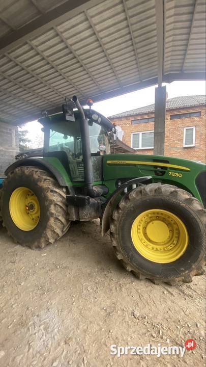 John deere 7830