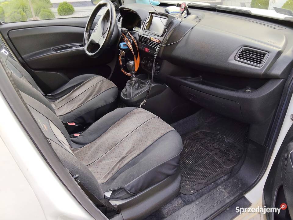 Opel Combo Van L2H1 2012 Combo Opel Zamość