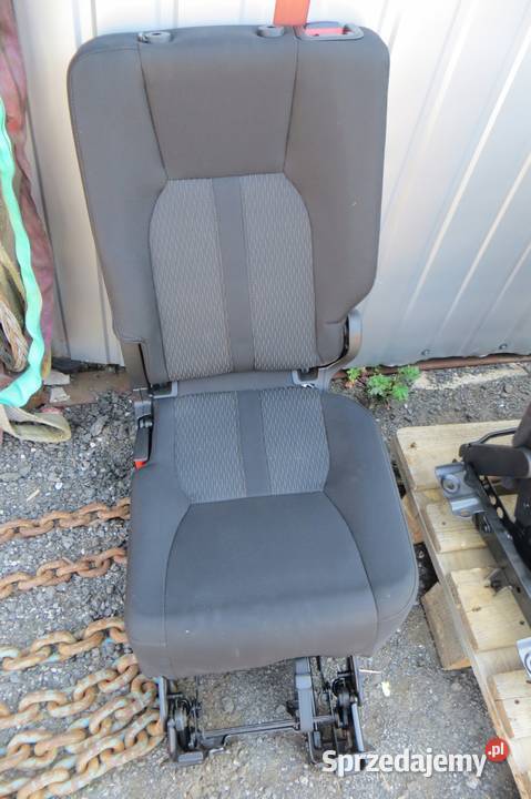 FOTEL KANAPA LAND ROVER DISCOVERY III 3 RZĄD Wąchock