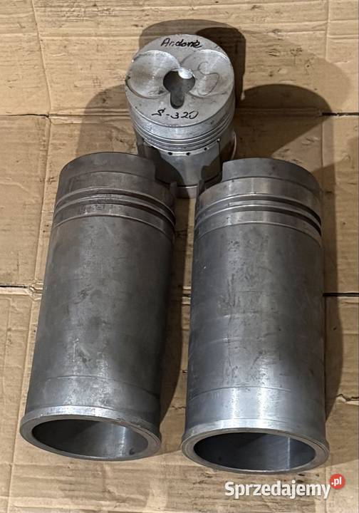 Tuleja tłok Andoria S320 Silnik i osprzęt Lubliniec