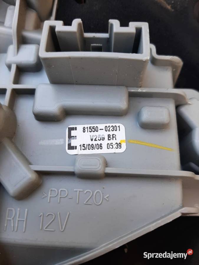 Lampa tylna prawa corolla e12 HB osobowe Kielno