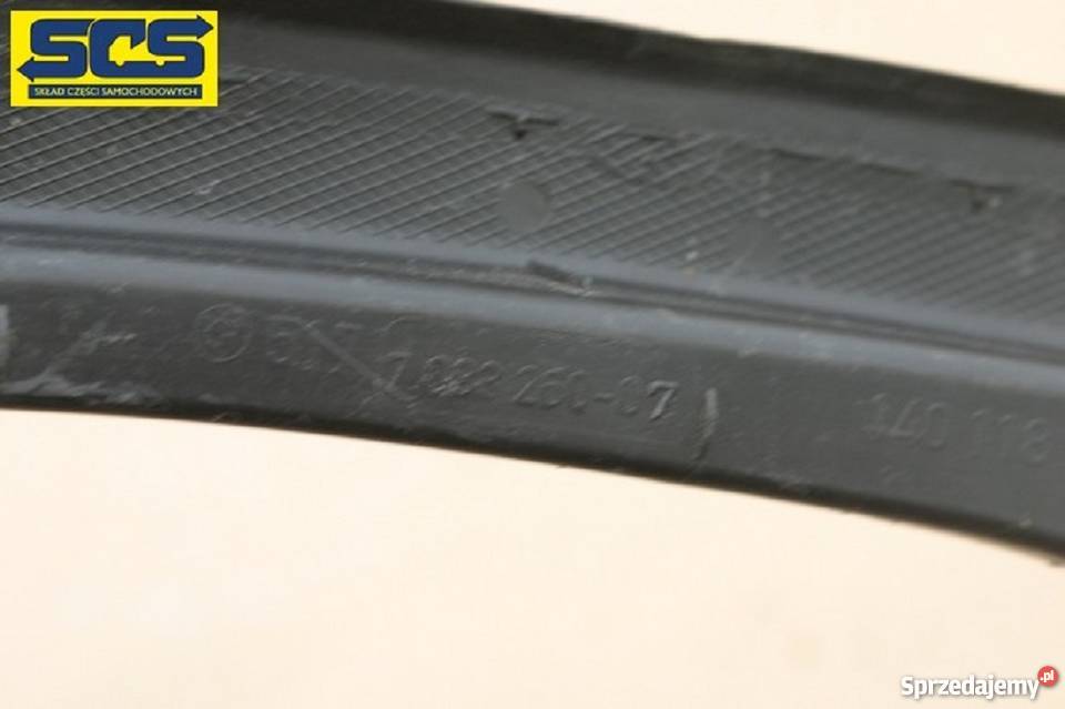 BMW 7 E65 E66 OSŁONA PRAWA RYNIENKI ODPŁYWOWEJ osobowe Bieleń