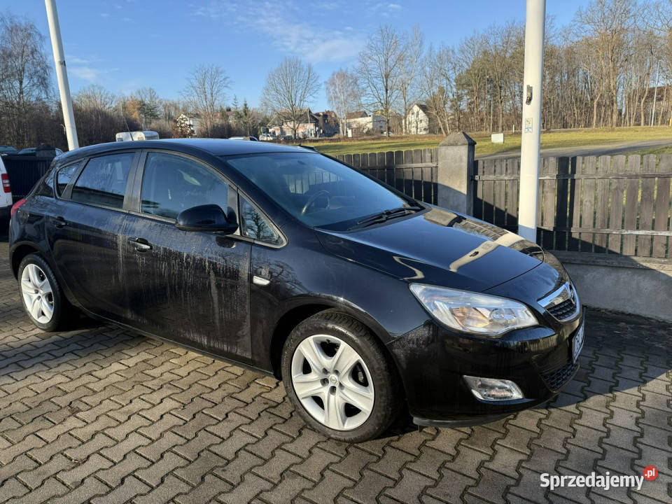 Opel Astra 14 Turbo 140 ładna świezo wielofunkcyjna kierownica