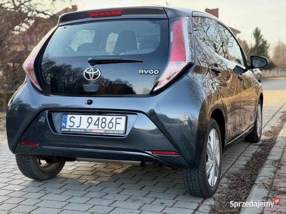 Toyota Aygo Tablet Kamera Serwis Toyota benzyna Jaworzno sprzedam