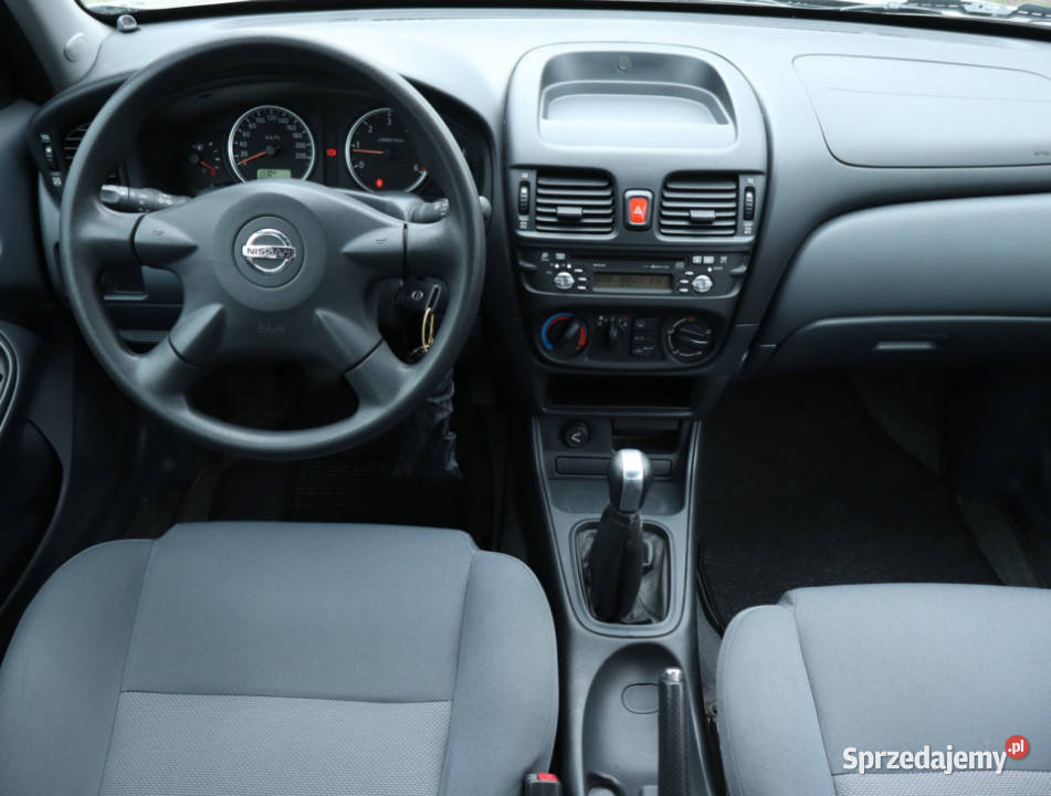 Nissan Almera 15 dCi nieuszkodzony mazowieckie