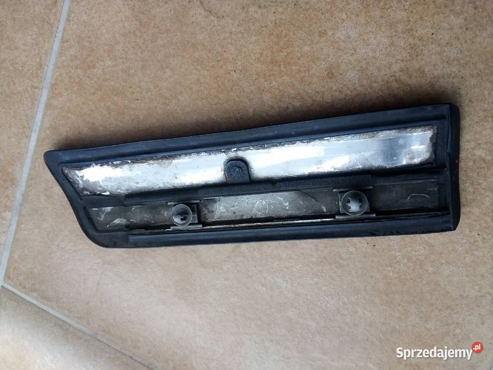Volvo 850 1996 listwa ozdobna błotnik przód osobowe Karoseria mazowieckie Radom