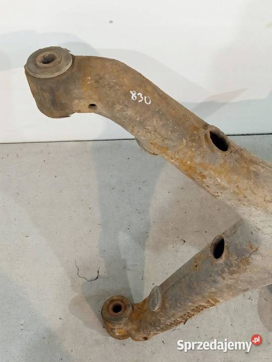 ZWROTNICA PRAWY TYŁ WAHACZ 22 CDI A6393521304