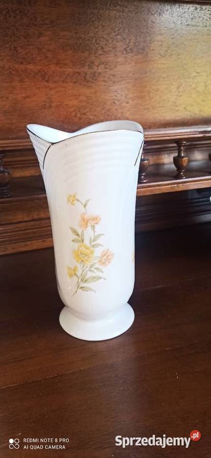 Wazon z subtelnymi kwiatami w trzech kasetonach Antyki, Sztuka, Kolekcje Gdańsk