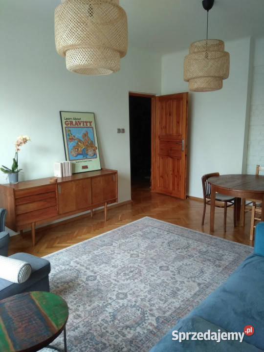 sprzedaż mieszkania