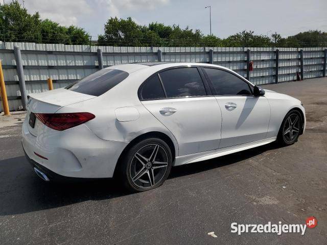 2023 MERCEDESBENZ C 300 z USA uszkodzony